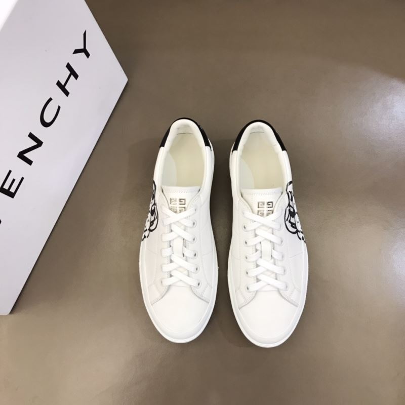 Givenchy Sneakers